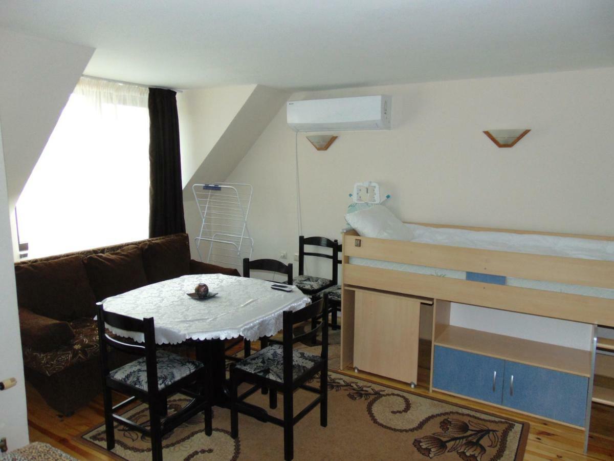 Burgas Central Aleksandrovska 外观 照片