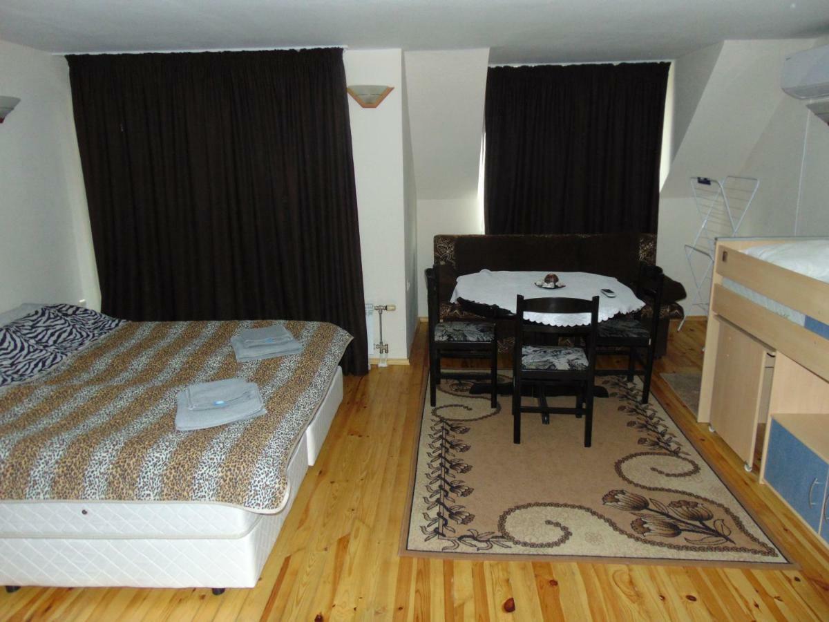 Burgas Central Aleksandrovska 外观 照片
